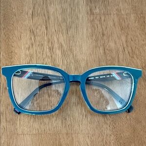 Stylish Blue Women's Glasses